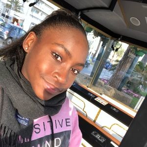 Meet your Posher, Cori